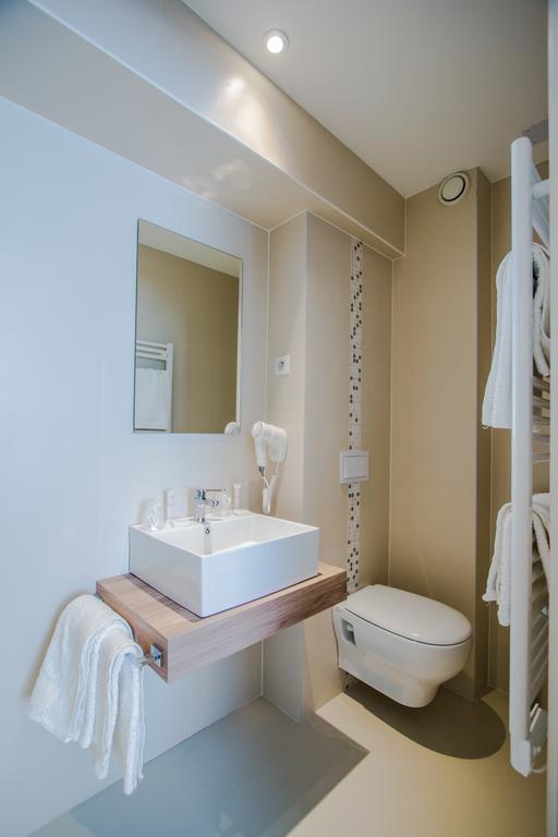 Hotel Les Voyageurs Modane Δωμάτιο φωτογραφία